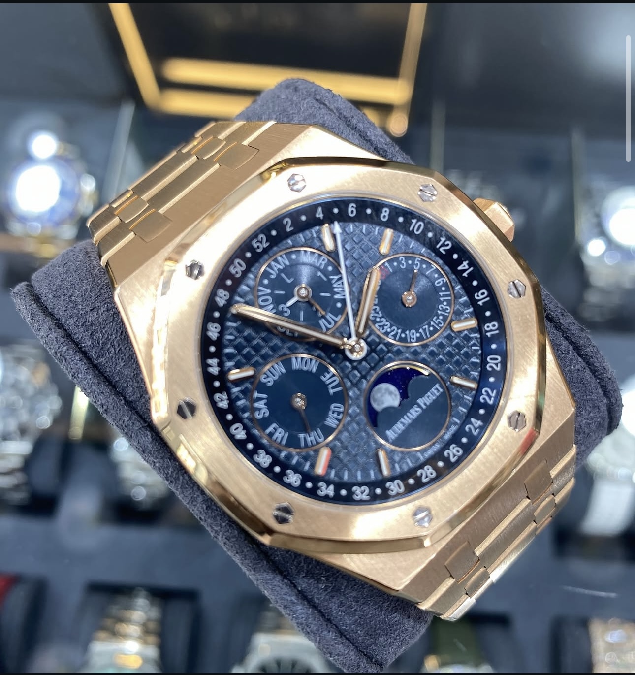 Royal Oak Perpetual Calendar